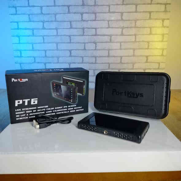 مۆنیتەری سەر کامێرا بڕاندی .
چەند جارێک ئیشی پێکراوە زۆر  زۆر 
PORTKEYS PT6 5.2" 4K HDMI Touchscreen Monitor
کوالێتەکی زۆر باشی هەیە وەزنێکی زۆر گونجاوی هەیە  

نرخی 🛍165 هەزار 

🚗گەیاندنمان هەیە بۆ هەموو پارێزگاکان
📥بۆ داواکردن نامە بنێرن یان پەیوەندی بکەن
   0770 3128181
   0750 3128118
  viber & whatsapp
-------
https://linktr.ee/clickbazar24
