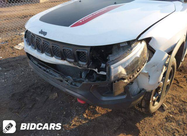 السلام عليكم بيع او مرواس باقل 
جيب كومباس ترايل هوك موديل ٢٠٢٣ فول عده الفتحه رقم اربيل دخول جديد بسم شركه تريد تحويل تريد وكاله قمارة سوداء ماشيه 32 الف ميل حادثه ربع بنيد صبغ وجاملغ خلفي وجنطه بدون تبديل
محرك ٤ سلندر  ٢٠٠٠ تيربو فورويل.
شاشه كبيره تدعم كاربلي
كير اوتوماتيك وعادي .
انظمه قياده وتحكم استيرن .
كشنات جلد  ومخمل وكشنن السائق كهربائي .
بصمه ابواب وتشغيل عن بعد.
تبريد قطعتين .
كاميرا خلفيه .
مانع انزلاق ABS.
رادارات جانبيه واشاره بالمرايا .
رادار تحديد مسار.
رادار امامي مانع تصادم .
سايد بريك دكمه .
تشغيل عن بعد.
اشاره بل مري . 
السعر 163  ورقه مع مجال بسيط .
صور الحادث  بالمنشور
اي استفسار *********** بغداد, العراق
