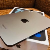 ايباد ميني ٧ • A17 برو • ١٢٨ جيجا