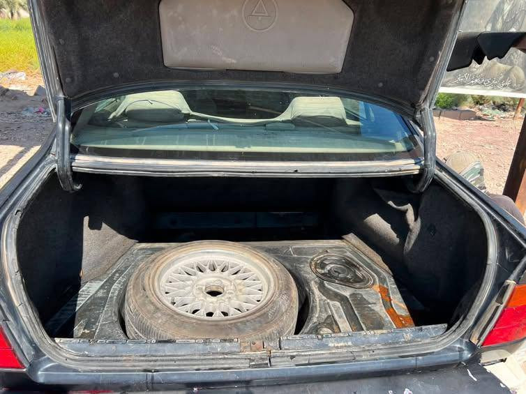 سلام عليكم سياره BMW535
مديل 1994 مبدل بابين 

كشنات كهرباء 

مكينه كير بلادي مكينه مفتوح 

السيارة رقم بغداد مداور ثاني يوم بسمي

السياره ضربتها بابين وحزام من جهة الصدر 

سعر السياره مستعجل على بيعتها 

٤٥ ورقه وبيها مجال للشراي سياره حلوه ونضيفه بس يرادلها ترتيب سياره نشطه وبيها عزم قوي سيارة ترتيبات وشك الشارع شك رقمي *********** وبي  اتساب أيضآ
