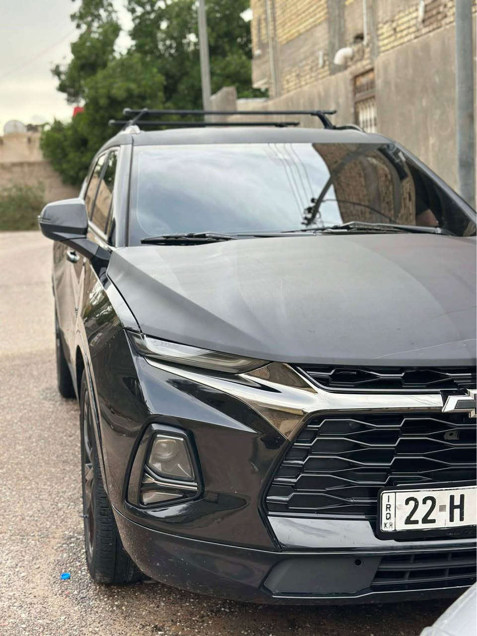 السيارة ماشية  83 الف ميل  
السيارة محرك 6 سلندر 3600
حادث السيارة موضح بالسونار فقط تبديل بنيد حادث سطحي 
بالبنيد فقط بدون ايرباك كفاله الجسور و الشواصي و اللغود
طاحت عليها دراجة موجوده بالصور وصلحته pdr
كشنات كهرباء امامية السائق و المقعد الامامي 
الكشنات جلد اسود مطعم باحمر يجي بفئة RS فقط 
السيارة مغلفه نانو بي بي اف ضمان 10 سنوات 
مغلف  اسود طافي ابو الشذره  بنيد وقماره وصندوك
عليها تغليف عازل صوت من شركه باور عراق 
السنوية باسمي شرط التحويل بدون وكاله  
جام اوتو
صندوك كهرباء 
ابل كار بلي و اندرويد اوتو 
طخم تاير بريلي مشدود عليها  بعده بحاله الوكاله  
لد نهاري 
رادار امامي مانع تصادم اوتو بريك
رادار المناطق الجانبية 
هوك خلف
رادار خلفي وحساسات 
ويل 21 اسود 
السيارة بلاك ادشن 
اللايت لد ليزر ضمان الا يسوي الشارع نهار 
عينة الدشبول عدادات رياضية وبيها شاشة
بردة خلفية بالصندوك 
ارضيات ربر اصليات مال السيارة 
السيارة جاهزة وكاملة من كلشي مسويلها ادامة كامله ماتصرف عليها ربع دينار 
السعر 215$ 
مكاني البصرة وكربلاء 
***********
*********** البصرة, العراق
