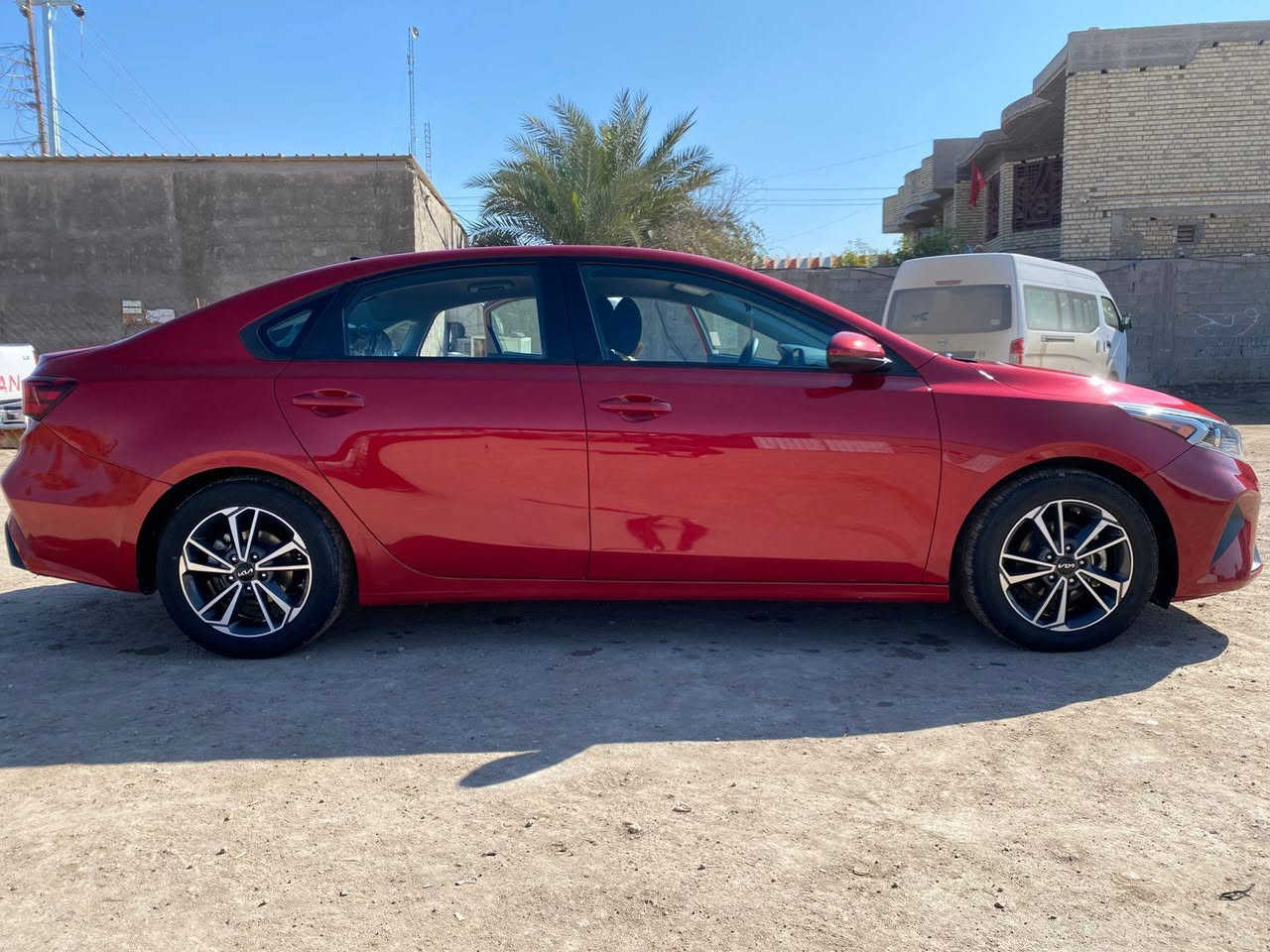 فورتي ٢٢، رقم بغداد، نص فول، محرك ٢٠٠٠،كير بلادي، مكفولات، حادث خلفي جنطه مبدله، بجم كبس، للاستفسار الاتصال ***********.،مكان بابل المسيب
