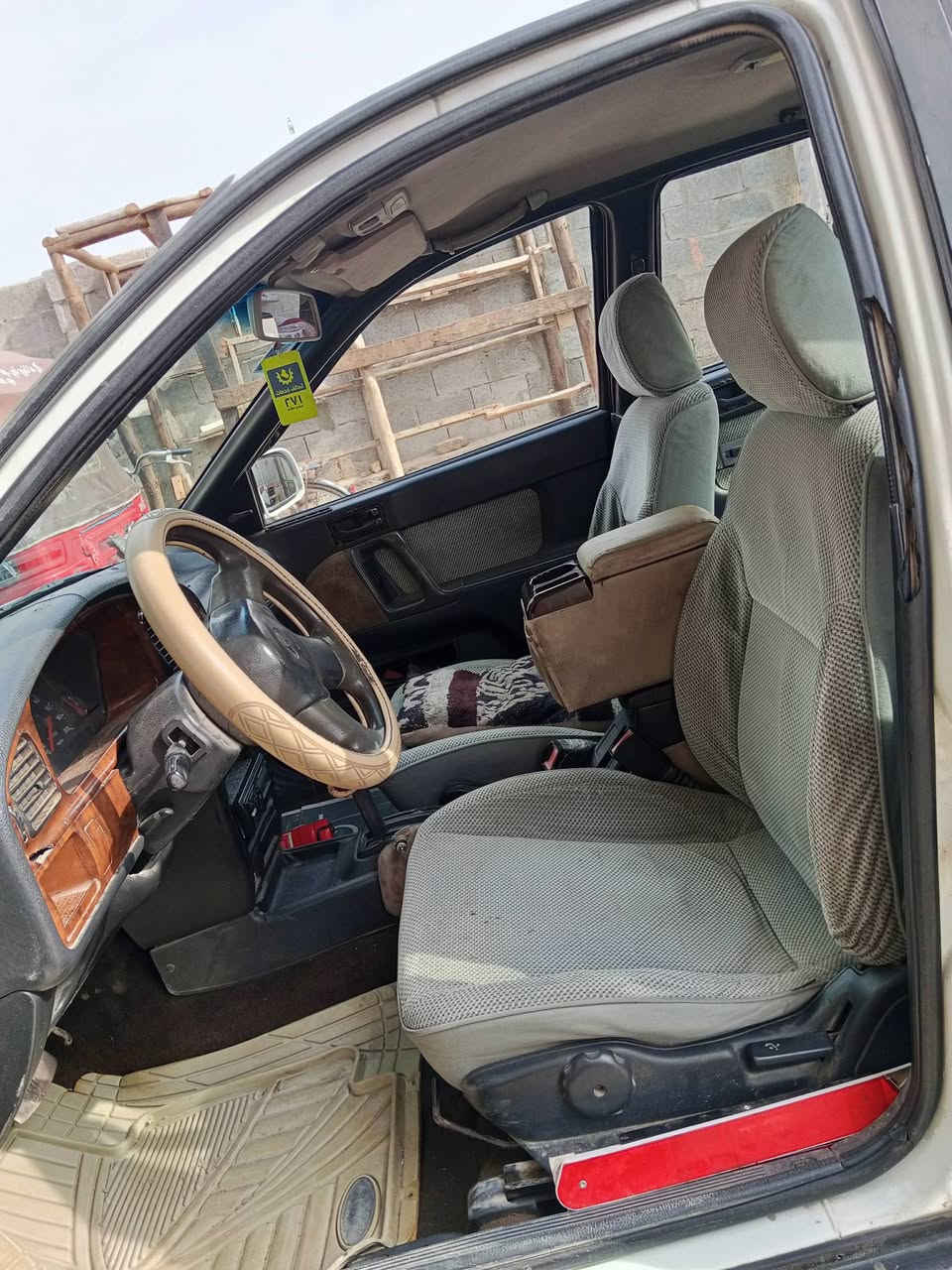 سلام عليكم من رخصة الأدمن المحترم سيارة النتره نضيفه على وضع البلاد موديل 92 سيارة نضيفه مال جناي كهربائيات شغالة گير محرك مكفول گير اوتوماتيك رقم بغداد سنوية لغاية 31 رقم انكليزي جديد بأسمي عقد مروري شرط التحويل سعر 40 وبيه مجال العنوان ديالى خان بني سعد 
الرقم *********** بيه واتساب او اتصل على الخط و تعليقات وخاص ما اجاوب تحياتي للطيبين
