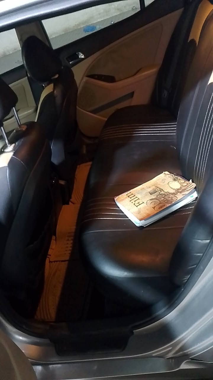 سلام عليكم اوبتمه للبيع فول 
كير محرك صدر امامي خلفي جديد 
تبريد قطعتين 
تخم تأير 
تبريد تدفئه شغال 
كشنات كهرلائء
بسمي سنويه هزه رقم جديد 
سعر110 مكان بغداد حي الجهاد 
استفسار***********
