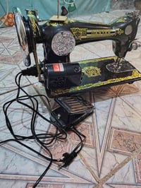 مكينه فراشه للبيع نضيفه 75 بدون ميز بيه مجال 07804607588