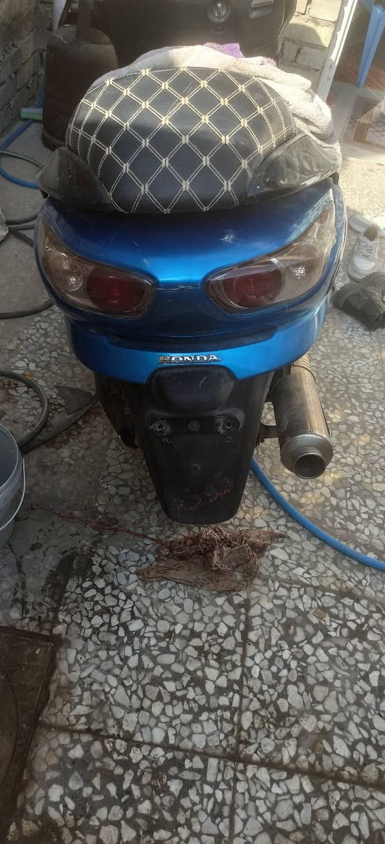 السلام عليكم فورزه للبيع بصمه جهزه شلعه مشي خير من الله مكانه بغداد العبيدي  اسعر 800 بيه مجال قليل ***********
