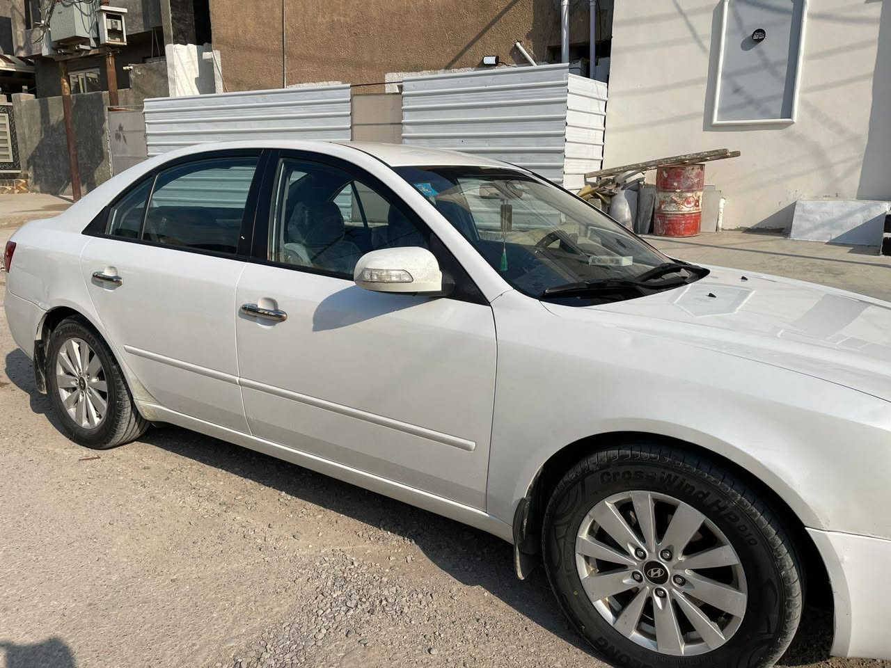 سلام عليكم هونداي سوناتا كوري محرك 4 سلندر  ٢٠٠٠ دوش  موديل 2009  رقم بغداد  السياره جديده بمعنى الكلمه مكفوله من الضربه والصبغ والتبديل  (سونار مرفق )  السياره جاهزه مكينه كير تدفئة تبريد تخم تاير مكان السيارة ديالى بعقوبة
السعر 120 وبيه مجال بسيط  او مراوس حسب القناعه
 للاتصال 
***********
