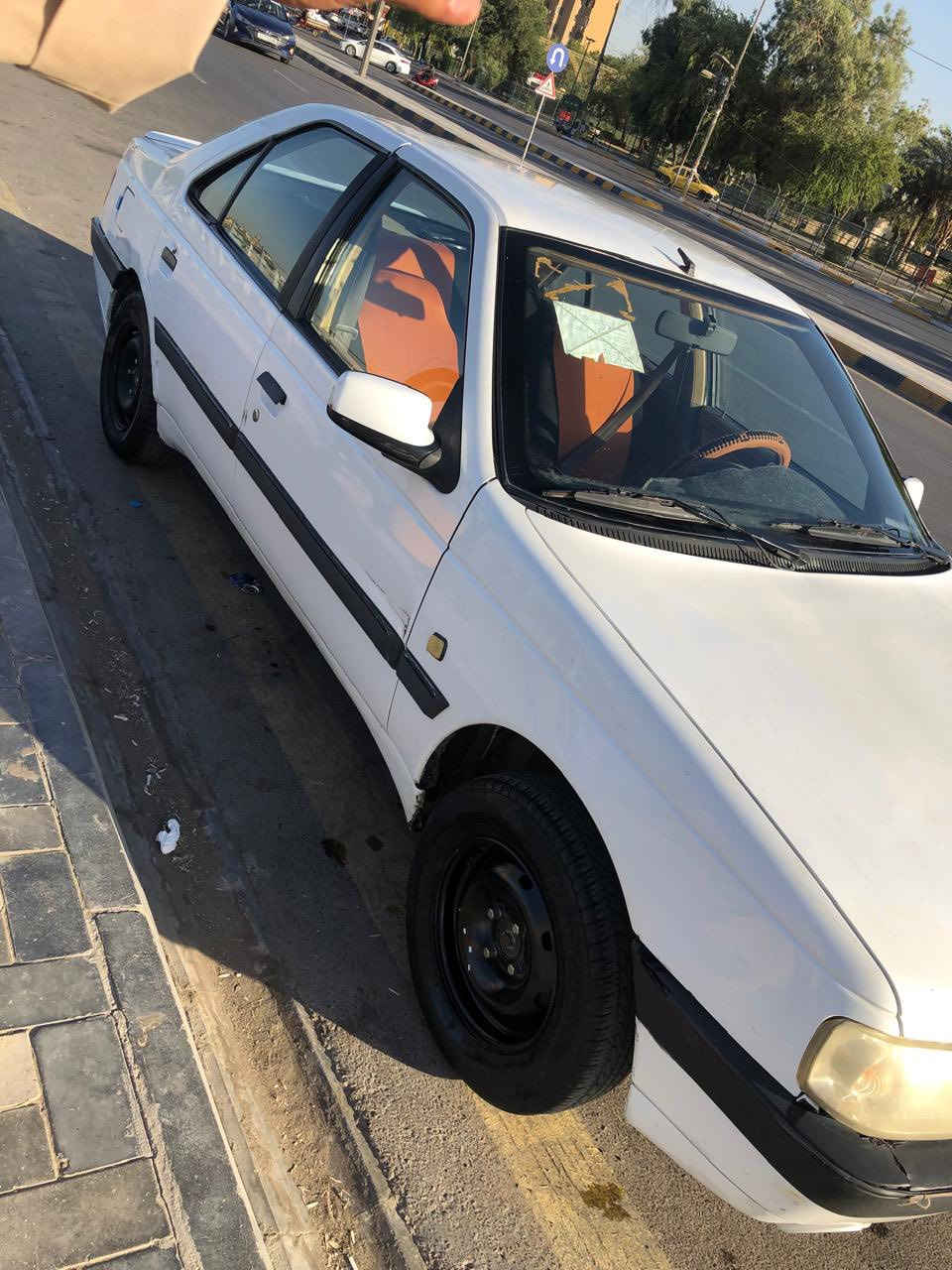 ببجو 405 موديل 2013 للبيع 
مكانها بغداد 
السيارة جاهزة ومناقصها شي 
كير مكينه تبريد خير من الله وبديها نضيف 
لاصبغ ولا ضربة السيارة ممتعوبة جديدة 
سعرها 43 وبيها مجال 
للتواصل ***********
