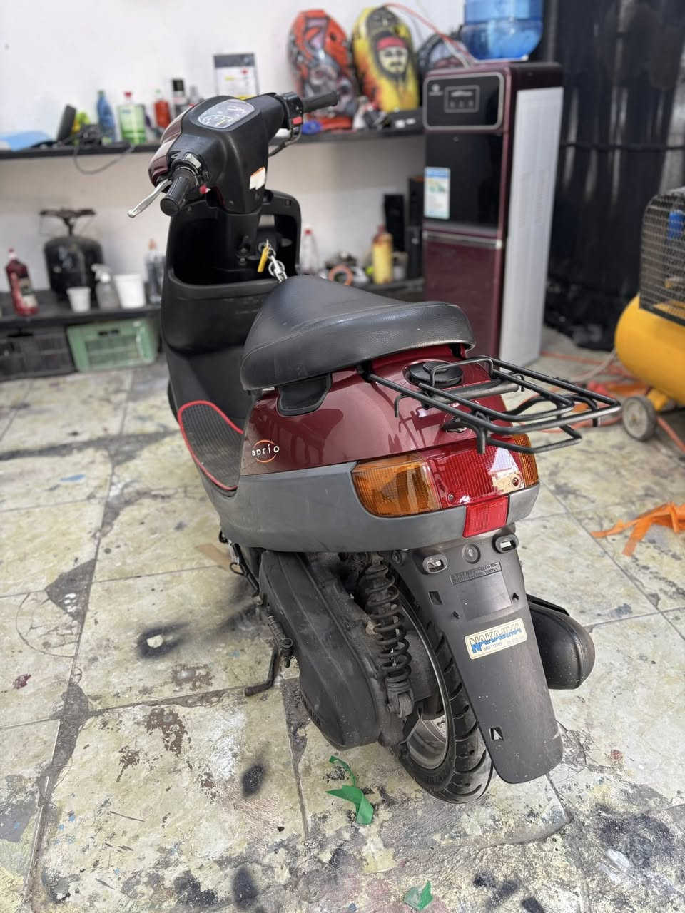 دراجه بطه 2003بعده جيس باكيت محرك يشك الكاع مكاني كربلاء طريق الحر 850وبيها مجال حك الجيه***********
