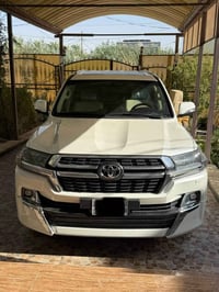 لاندكروز ٢٠٢٠ • محرك ٤٦٠٠ V8 • رقم بغداد