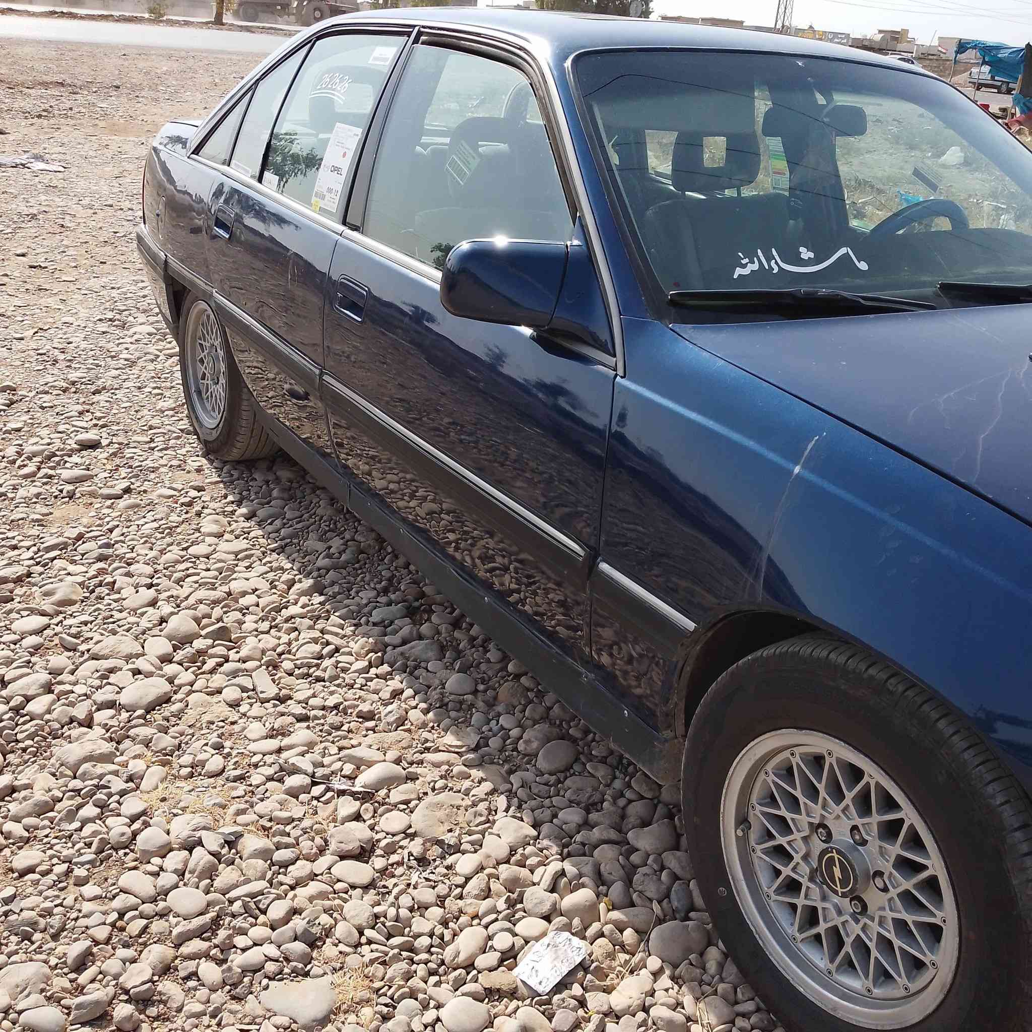 سلام عليكم مكلف بل نشر للبيع اوميكا موديل 98 سيارة نظيفه جدا كلشي بيها شغال مابيها اي نواقص لايتدات زينون سقف فتحه تخم تايرات جديد ‏‪***********‬‏
