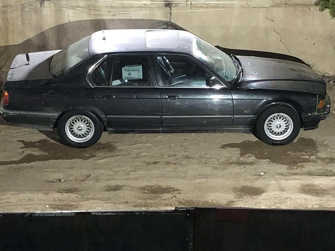 سلام عليكم بي إم دبليو 735iسياره مكفوله من دعميه لدعاميه سياره غاز وبانزين مكفوله من محرك من كير تبريد ثلج 🧊 سياره نصبته حلوه سياره بيه ملاحضات شي بصيط سلايت واكف بس موطور يحتاجله سياره حلوه لبيع 67او مراوس 540لو 544او 740مكان سياره بغداد ابو غريب *********** /***********باغي تفاصيل عل رقم مازنجر مامتواجد واتساب موجود
