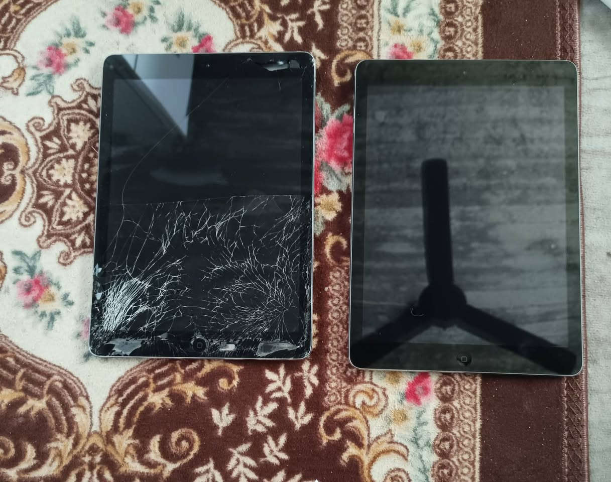 للبيع ايبادات iPad 6 واحد شاشه مكسره واحد جديد ما مستخدم السعر 125وبي مجال


**إذا كنت صاحب هذا الإعلان وتريد حذفه لأي سبب، رجاءا أرسل رسالة إلى الدعم الفني**