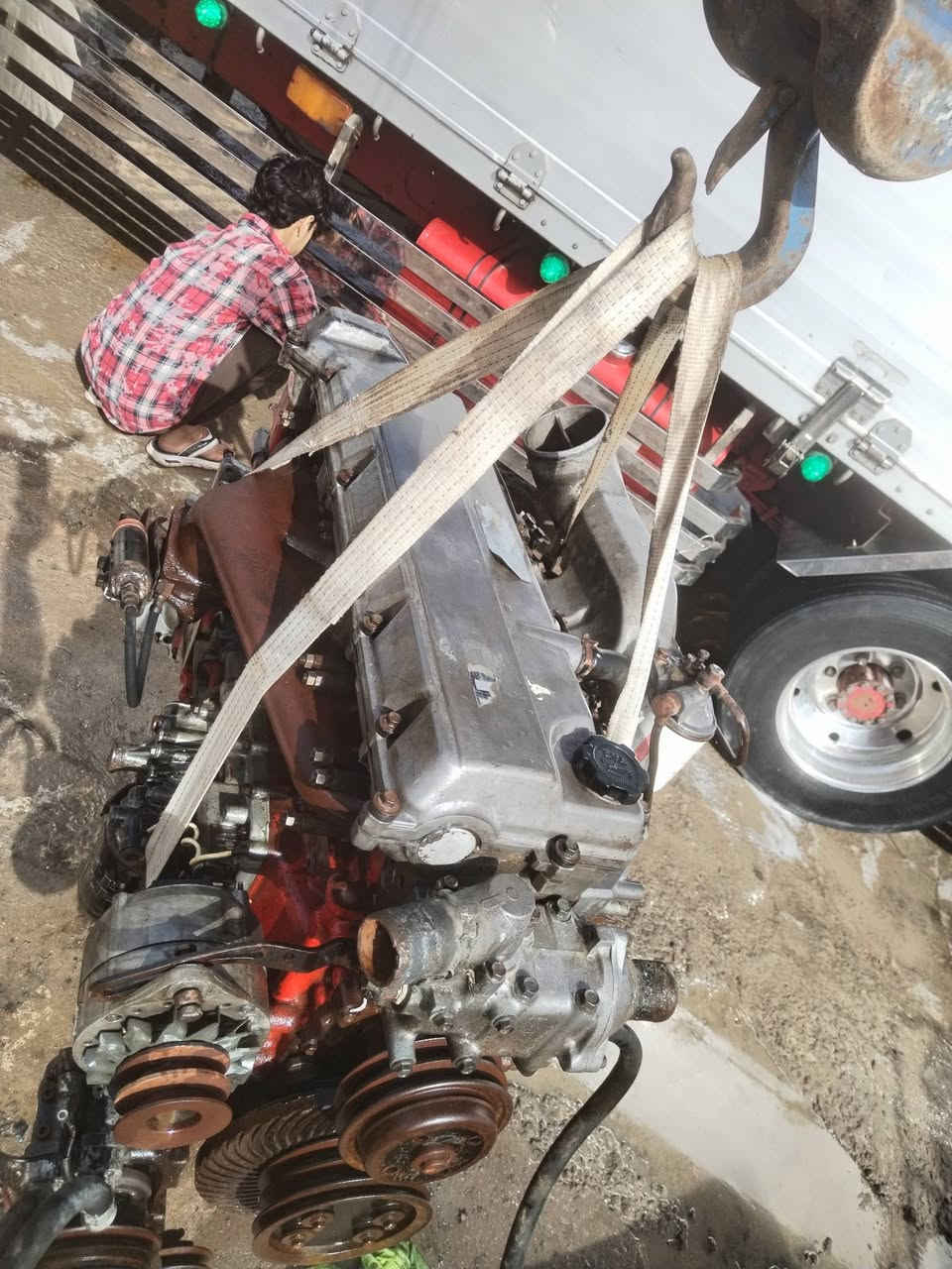 السلام عليكم محرك 80عادي بي بس بخار محرك ستندر مامفتوح مكاني البصره القرنه ***********
