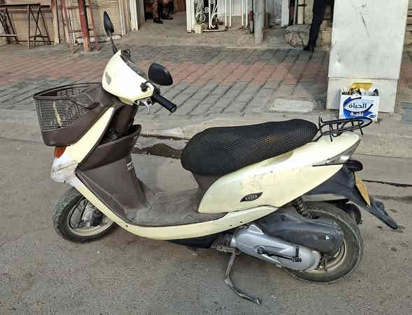 دراجة هونداي سرعة ٦٠ للبيع
حالتها جيدة جدا
السعر ٤٠٠ الف
للأستفسار الاتصال على ***********
