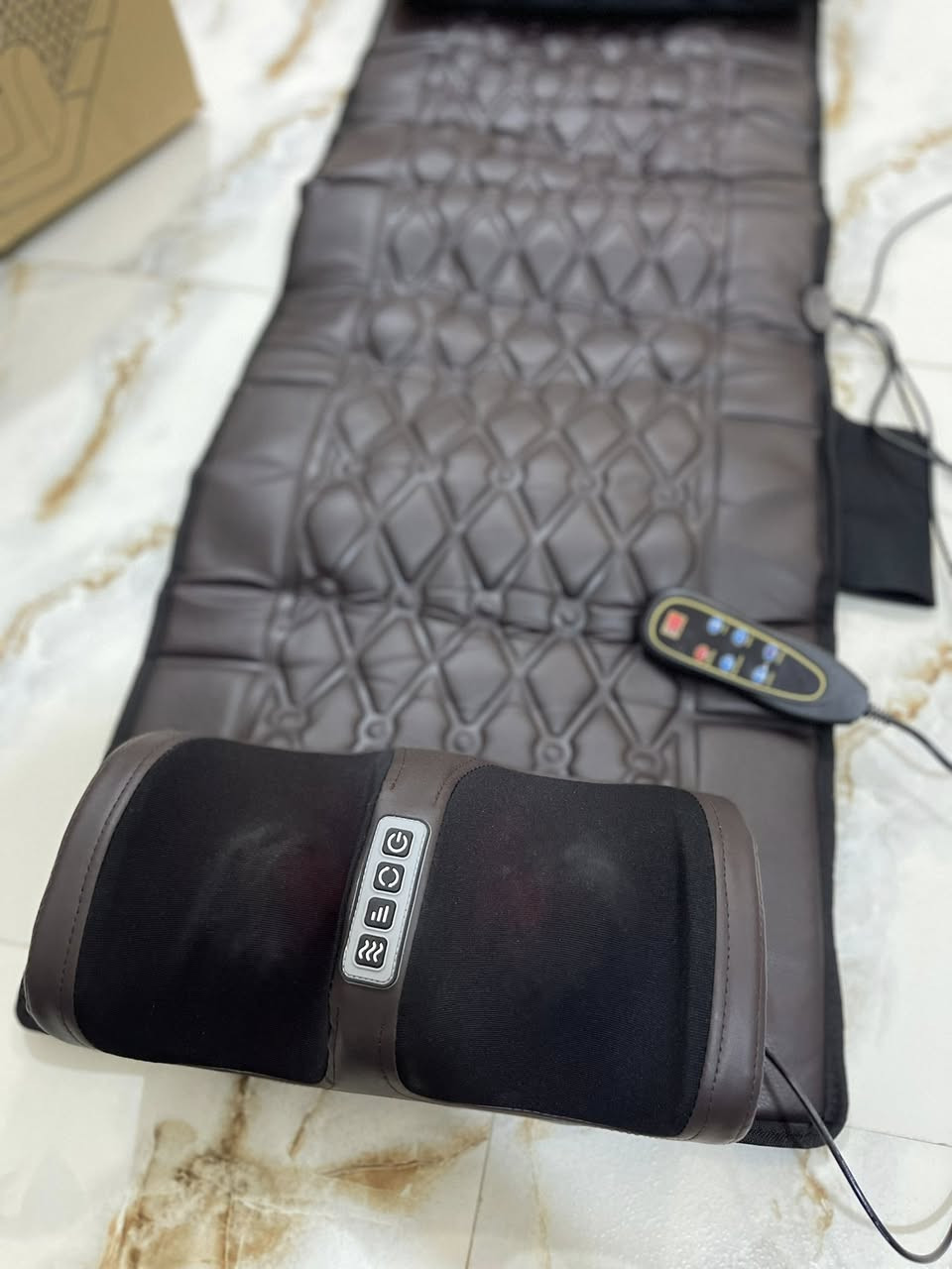 يالله مندر تدلك يصيرر على الكرسي ويصير ع الكاعد تدلك فروت الراس ورجالين وضهر يعني فول اي سفسار خاص موجود توصيل


**إذا كنت صاحب هذا الإعلان وتريد حذفه لأي سبب، رجاءا أرسل رسالة إلى الدعم الفني**