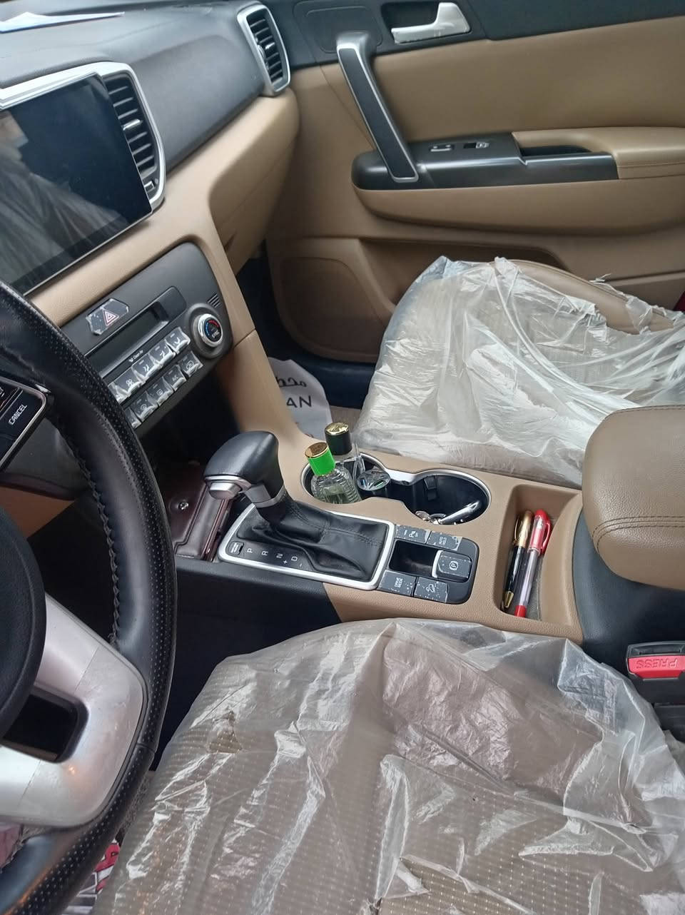 السلام عليكم ورحمة الله وبركاته.. متوفر سبورتج خليجي ٢٠١٩ ماشيه ٧٧حقيقي فول مواصفات عدا بانوراما بغداد كفاله عامه عدا بارد ماشر عليه مكانه بغداد التاجي السعر ٢٠٥ وبيه مجال لتواصل أكثر متوفر واتساب *********** للبيع اومراوس أحدث حسب قناعه
