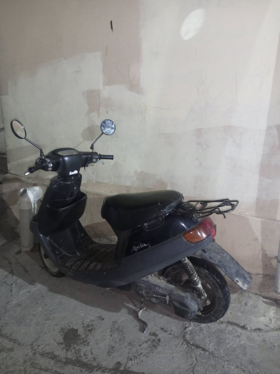 ماطور بوتين للبيع 
شرط شاصي 
معمر مره وحده 
سعر 180 وبي مجال


**إذا كنت صاحب هذا الإعلان وتريد حذفه لأي سبب، رجاءا أرسل رسالة إلى الدعم الفني**