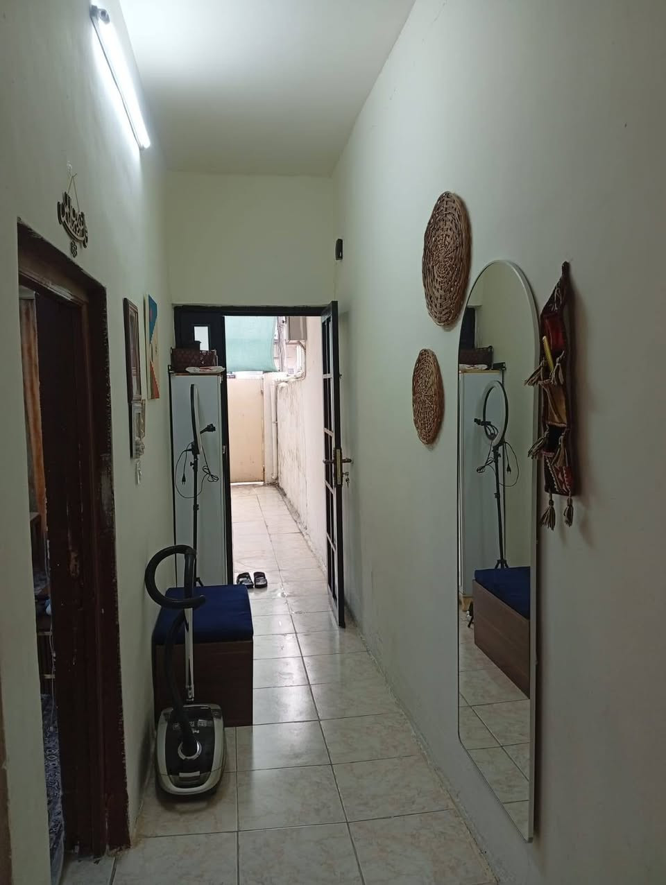 خانوو بو فروشتن له كةرةكى شيخ احمد
100م روو له قيبله
واتساب ***********
......
بيت للبيع بمنطقة شيخ احمد
100م واجهة قبلة
واتساب *********** أربيل, العراق
