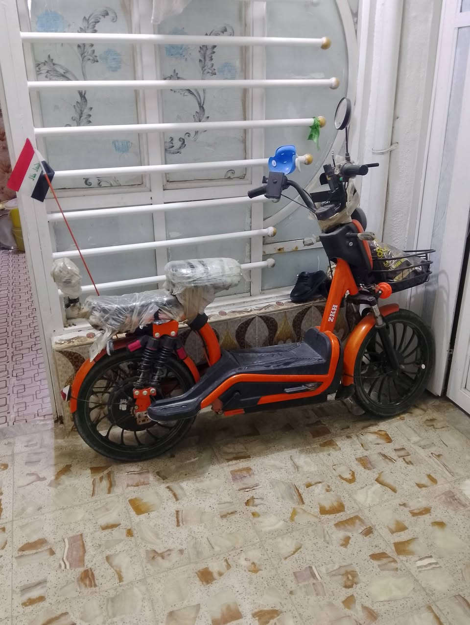 سلام عليكم ورحمه الله وبركاته رمضان المبارك عليكم
دراجه شحن البيع مديل 25 تحمل خمس بطاريات حجم 20 وتحمل وزن 
شاحنته تشحن ابساع وعوزه بس باتريات خمس 
سعره 300 ول شرايه بي خير ويدلل 
تواصل ول الاستفسار 
عل وتساب *********** فقط وتساب 
هذه الخط ‏‪0781 331 9812‬‏
العنوان نجف كوفه
