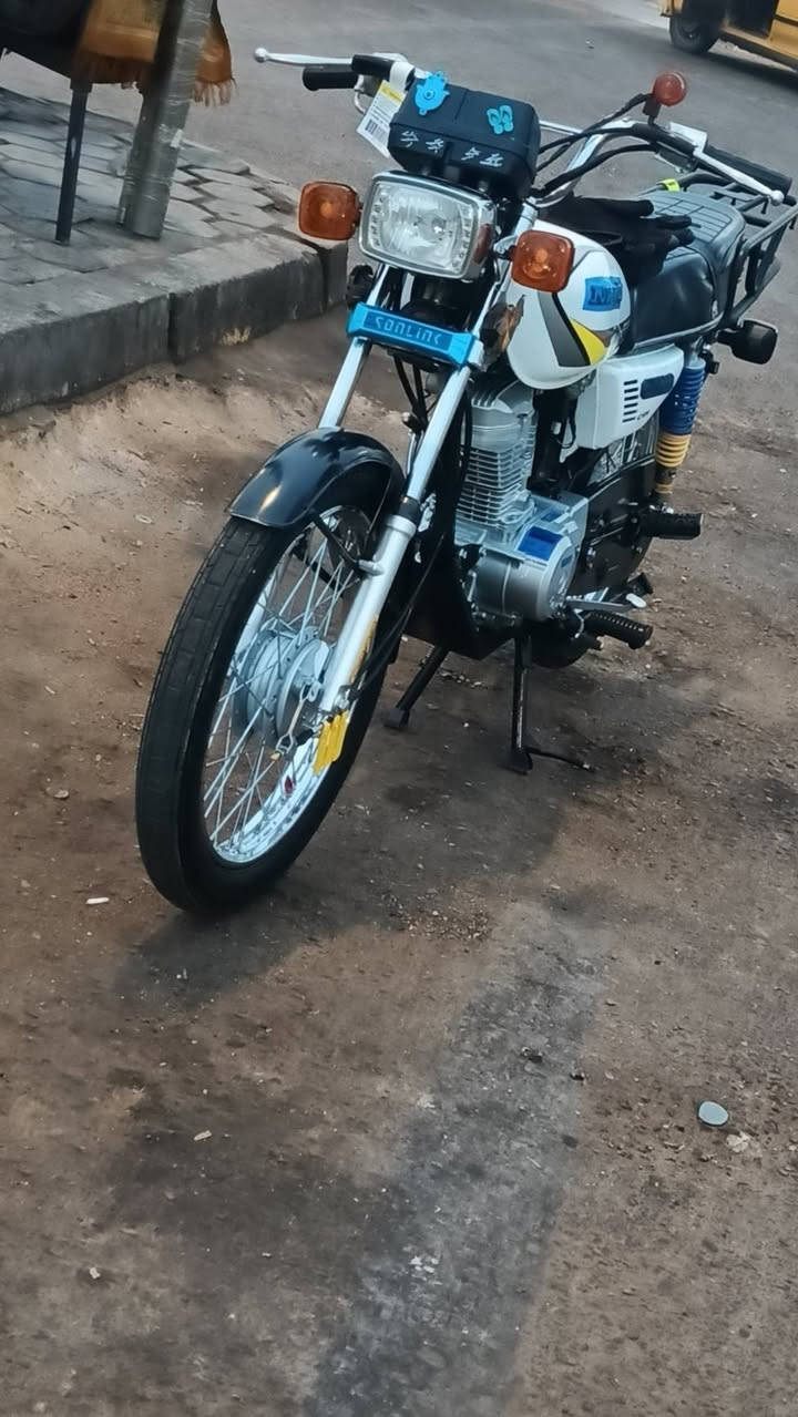 دراجه يرانيه للبيع موديل 25 مكفوله من كلشي 
جيب فيتر وياك وفحصهه السعر 725 مكاني 
مدينه الصدر  (***********)
