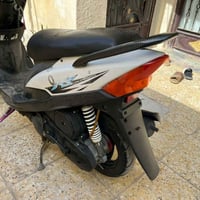 ماكس عدلة نضيفه وحلوه شراي يتصل 07777594249مكاني الكاظميه سعر ٤٥٠ وبيه...