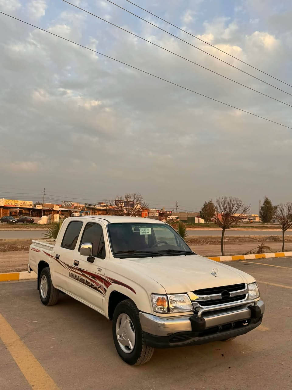 بيكاب أرنه ب موديل ٢٠٠٣ مه كينه به خ داخل سور  ده بل جه كمه جة بي ده عم ليدان بيش و باش كةبسه سه قف و عيزام به شرته كيرو مه كينه به شرته مه كينه نه كرايته وه هه ر ٤ تايه جديده سياره جاهيزه ره قه م جنوبه اوليات كيشه ي مه ده ني به شرته سحر٦٧ وه رقه مجال 
*********** أربيل, العراق
