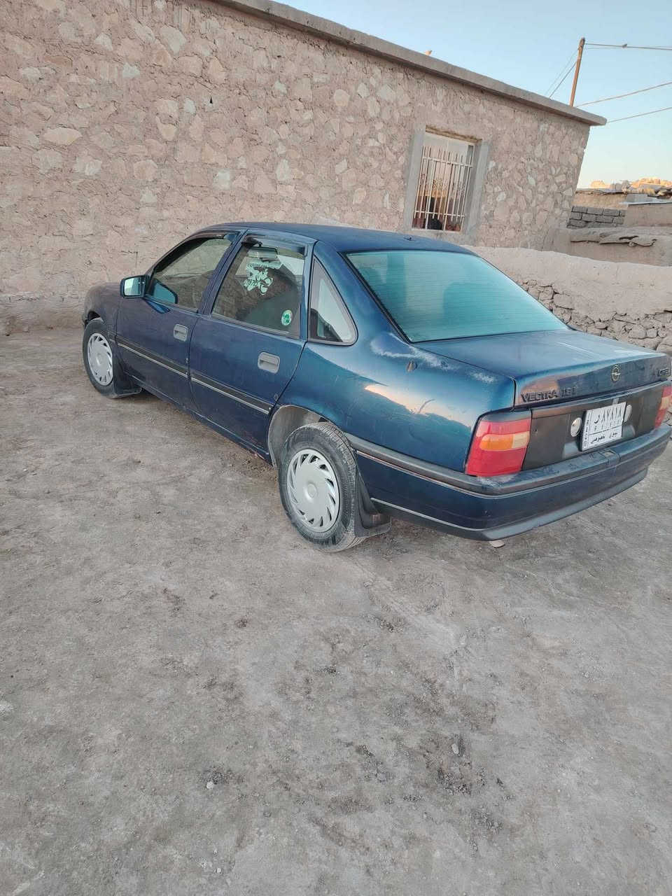 اوبل فكتره ١٨ مويل ٩٢ مابيهه قطره صبغ وضع شركه كاربون بانزين ساره جاهزه سنويه ٢٧ السعر ٥٠ وبيه مجال ***********
