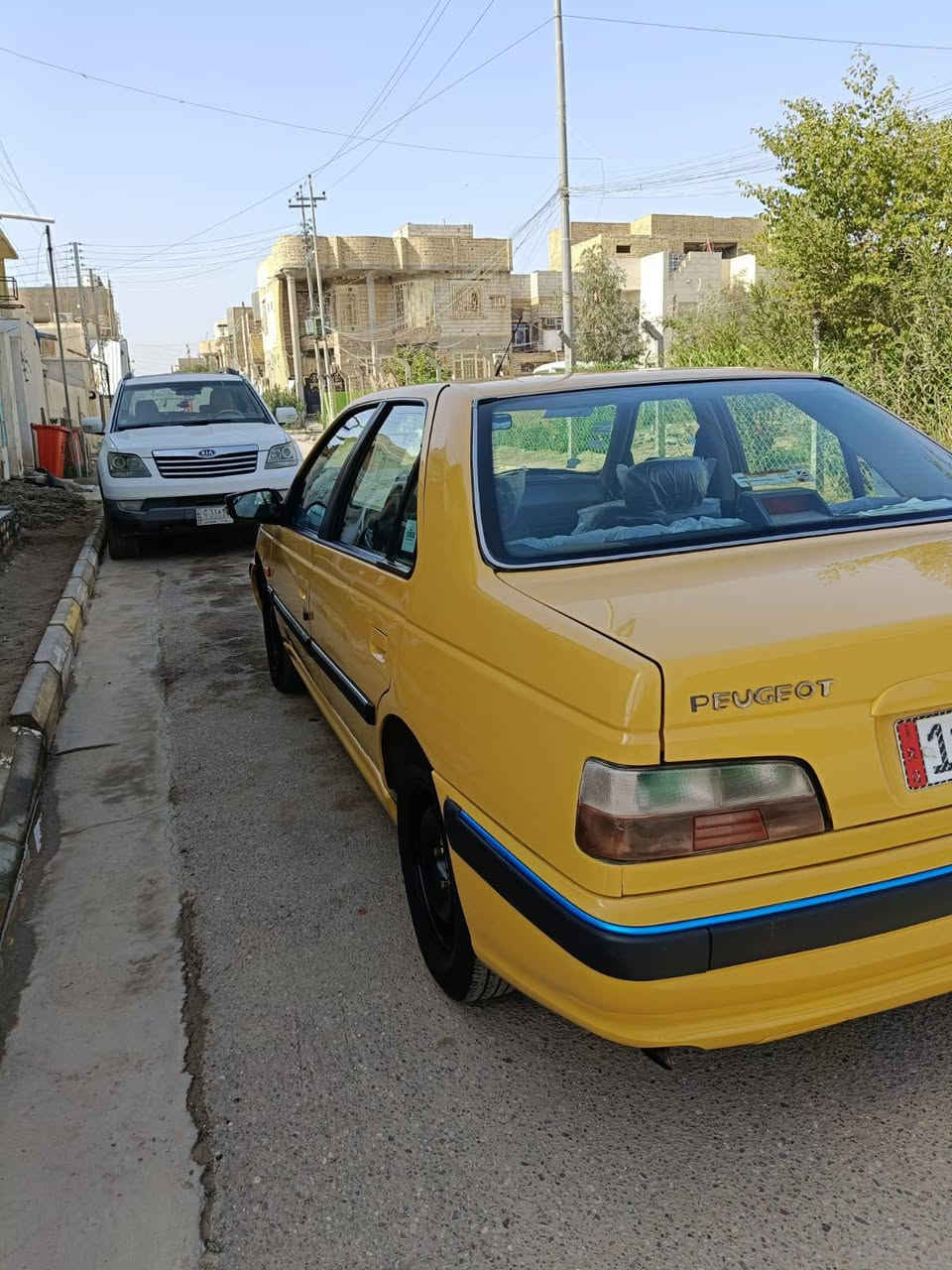 بيجو 2015 سياره جديده ماشيه 1060 حداديه تبريد جديد هزه جديده مصفره هيه وغرامه سياره ناعمه تراي حلو #تحويل #ثانيوم سعر 49
***********
