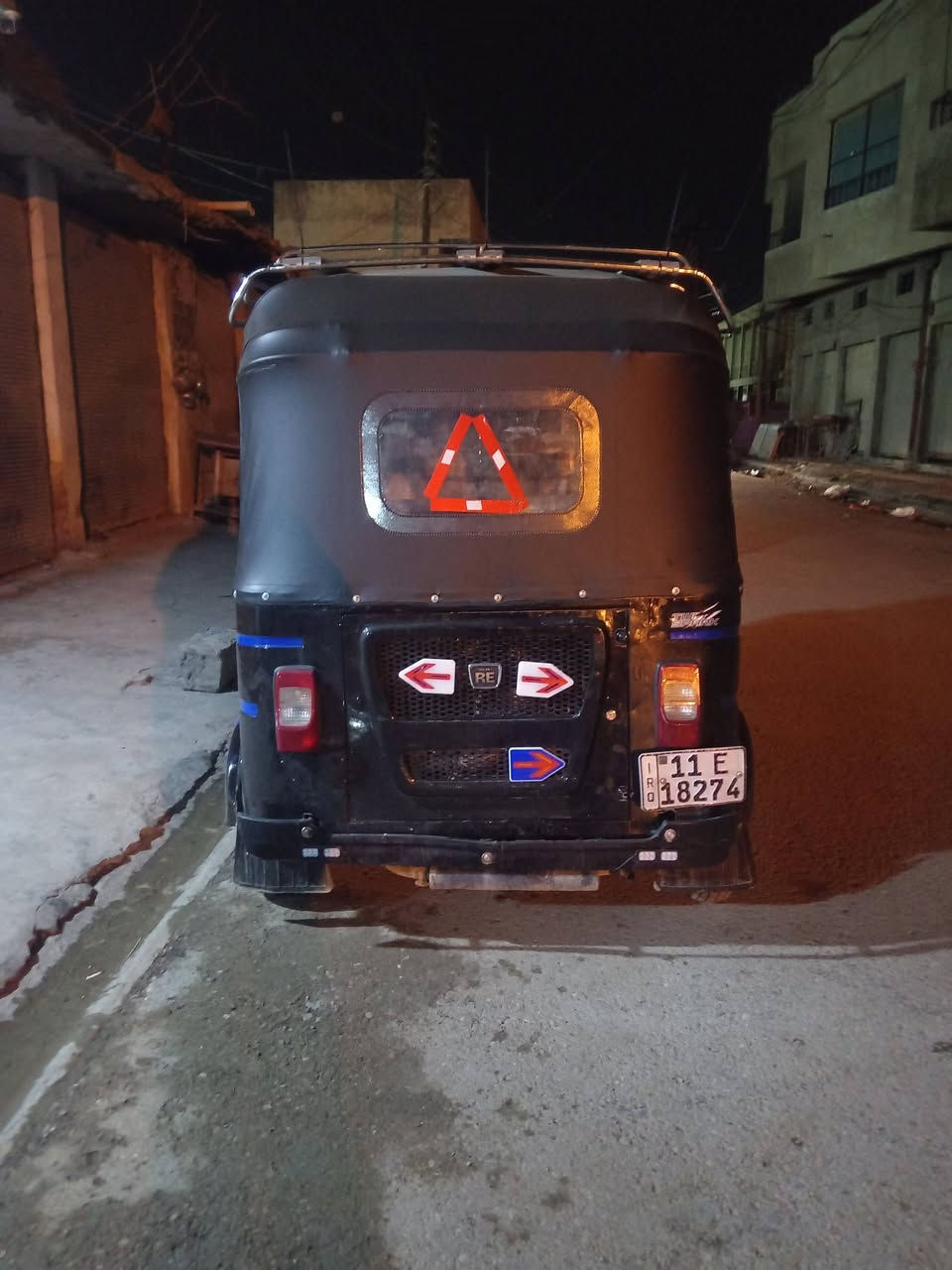 السلام عليكم شباب تكتك ٢٠٢٢ مرقمه بغداد بسمي تحويل ثاني يوم بيه طخه يم الباب معدله عل بارد وبيه طخه بل لغد لحوات انكليزي المكينه بيه بس زنجيل وضاغطه تكتك خير من الله كامله مكمله
العنوان :قرب مدرسة الامين
الرقم :***********
