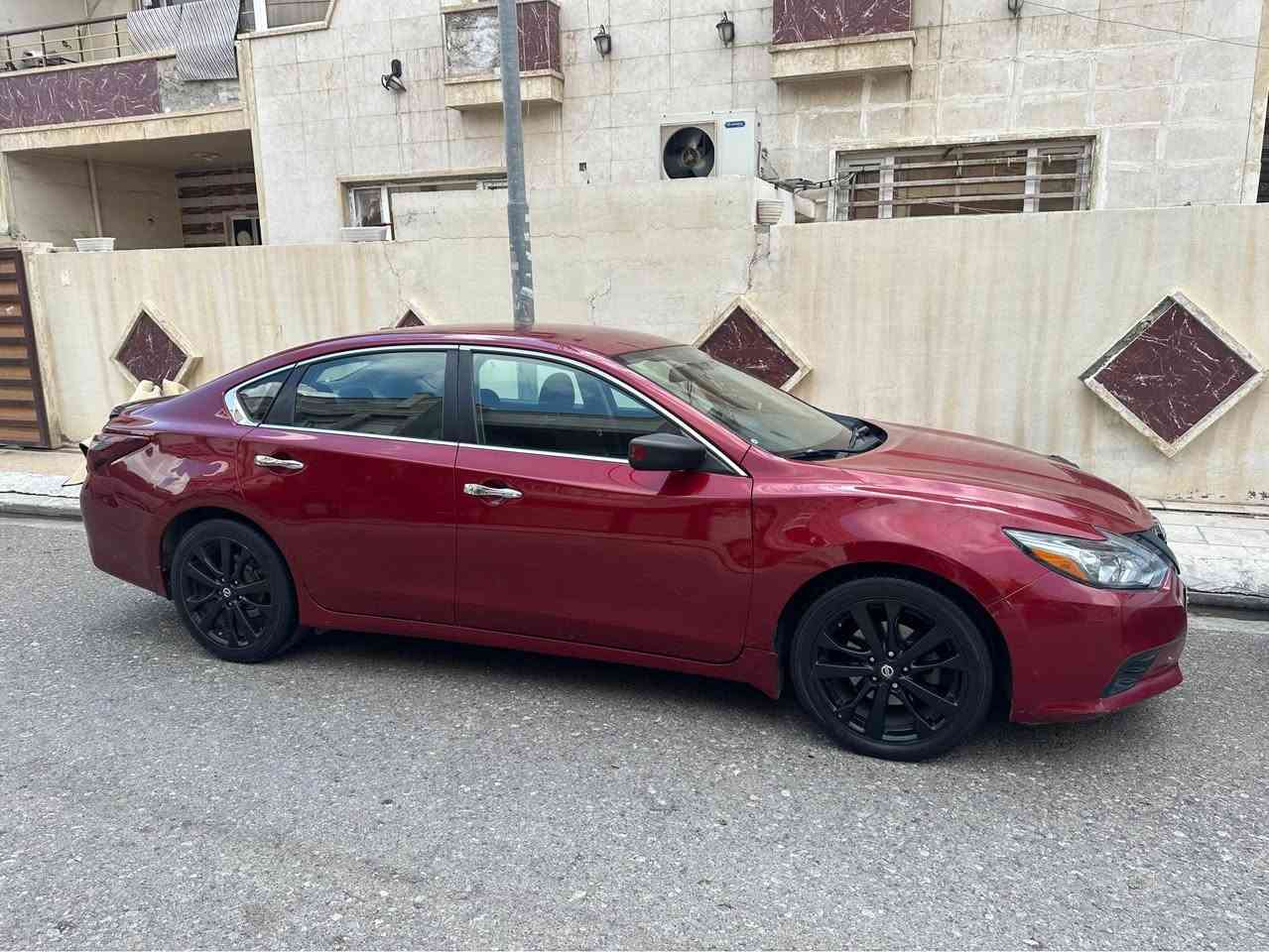 Nissan Altima SV
للبيع نيسان التيما 
لون ماروني 
2017
محرك 2500 4 سلندر
مواصفات SV
تحكمات استيرن
رادار جوانب
تشغيل عن بعد 
تبريد لمس
بصمة تشغيل بصمة ابواب
ويل حجم 18
 السياره بدون نواقص كلها شرط 
كير ومحرك مامفتوح شرط
سياره بيها قطعتين صبغ  بوند+جامرلخ بدون ايرباك بدون دواخل 
عنوان السياره اربيل
سعر 118 ورقه وبيها مجال للشراي 
*********** أربيل, العراق
