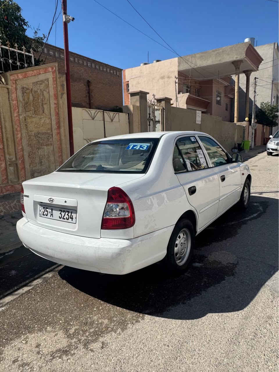 هونداي فيرنا ٢٠٠٩ اوتوماتيك 
 
سنويه جديد و بطاقة بانزين موجود 
گير و محرك و كهربائي و تبريد بشرط 
بيها قطعتين و نص صبع بدون ضربة 
سعر 74 ورقه وبيها مجال بسيط 
مكان سياره كوكوك
*********** كركوك, العراق
