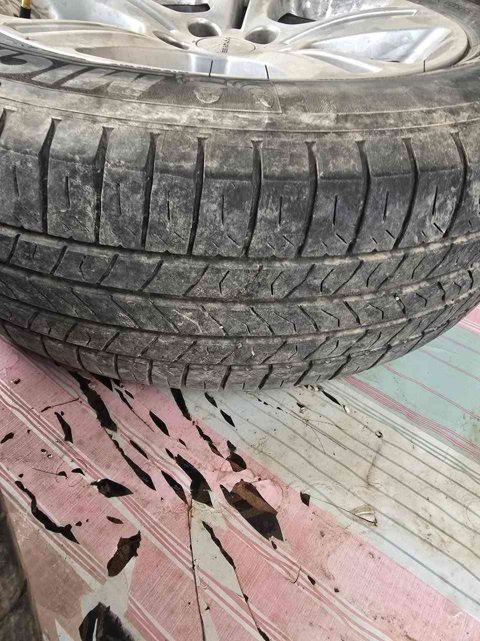 الجذب ممنوع لا تعلق تكول عندي نفسه بعتهت ٢٠٠ الف السعر 300 الف قفل ***********
