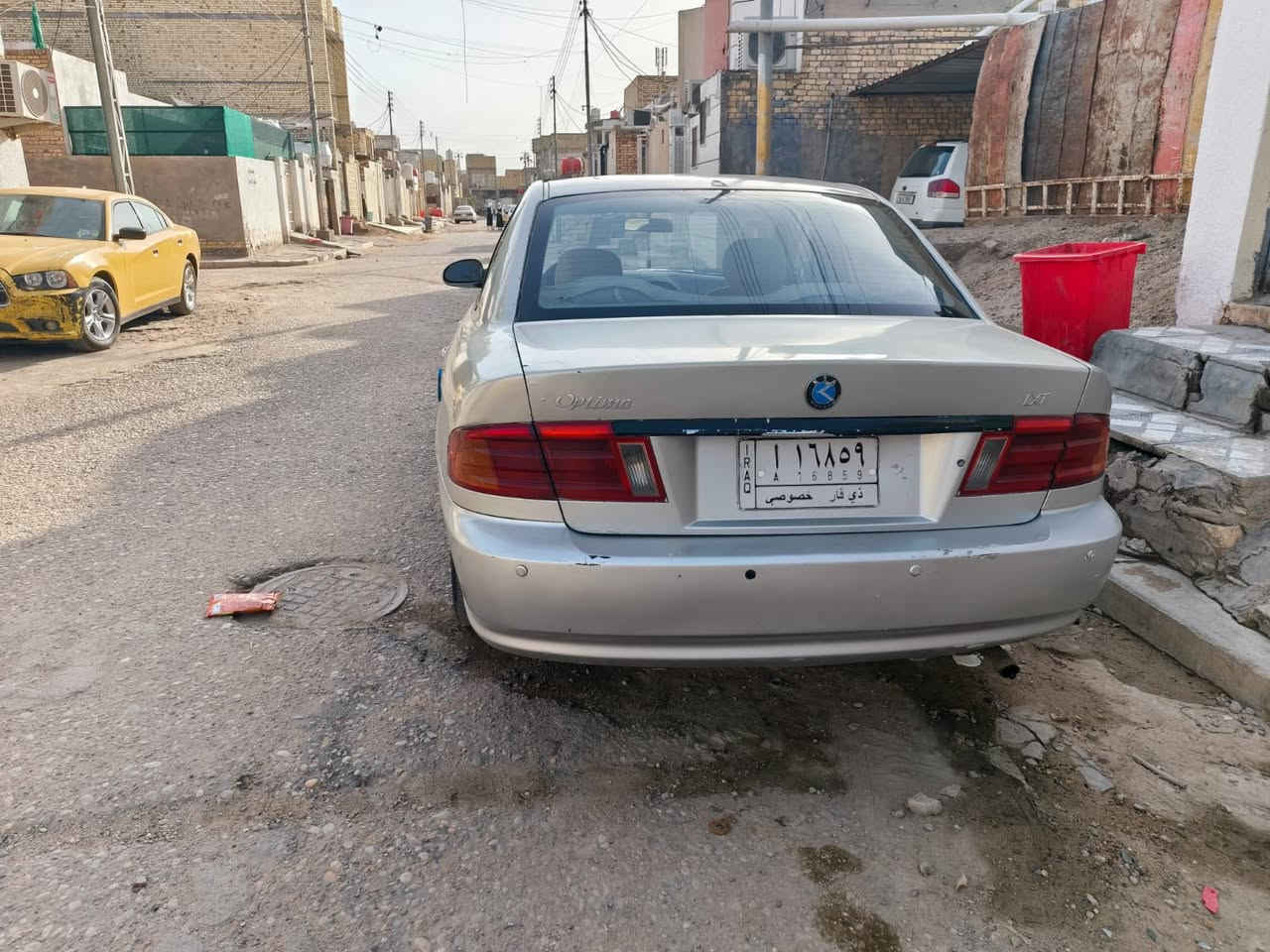 السلام عليكم
كيا اوبتيما موديل ٢٠٠٠  السياره محوره مكينه كورلا  تبريد شغال منظومه جديدة السنويه ما ساقطه مصبوغه عام سياره جاهزه وحلوه مال جناي تحويل بلعماره ومكانه عماره
السعر 45 وبيه مجال
ه‍_***********
