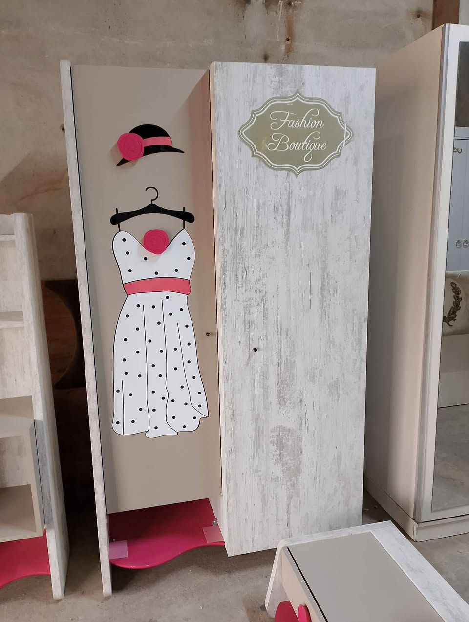 غرفه نوم نفر ماركة اخو جديد 6 قطع مع الدوشك
السعر 300


**إذا كنت صاحب هذا الإعلان وتريد حذفه لأي سبب، رجاءا أرسل رسالة إلى الدعم الفني**