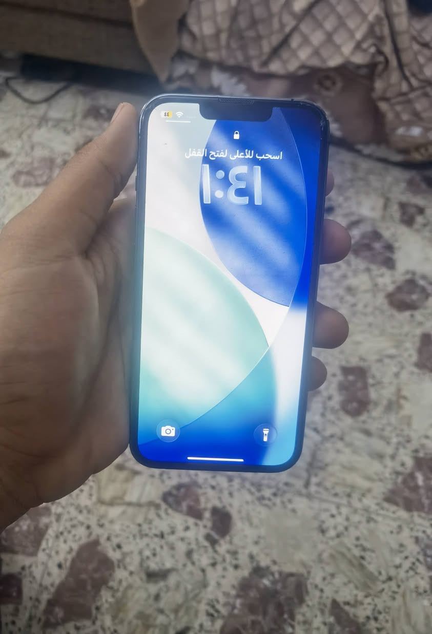 ايفون 13 برو الظهر مكسور والشاشة بيها فطر بسيط الجهاز شغال فيس ايدي سيم كارت البطارية 92 ببجي 90 فريم عنواني بغداد مدينة الصدر السعر 425 ورقم  ***********
