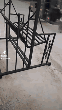 مرجوحة أطفال • تتحمل ٣ أشخاص • ديالئ