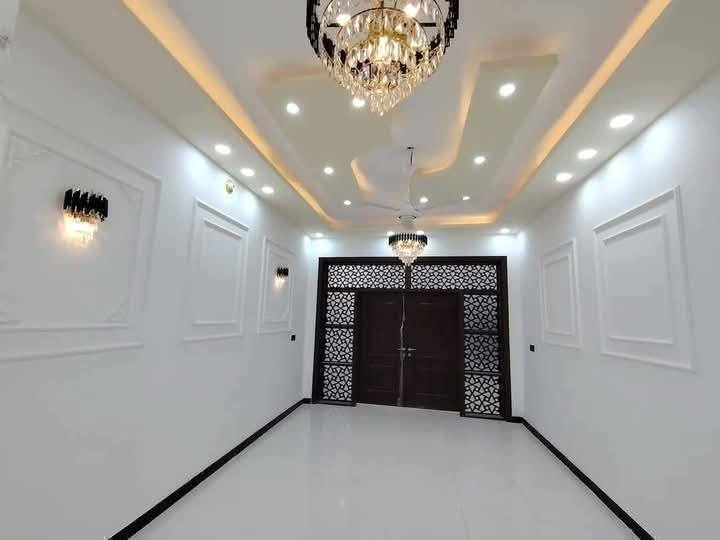 يعلن مكتب  اليرموك  للعقار ⚜️ الدار المســــاحة150متر مربعه
يعلن مكتب  اليرموك  للعقار ⚜️ الدار المســــاحة150متر مربعه
. طابو   زراعي وقرار محكمة 🪐
⚜️ العنــــوان ⚜️  النجف //  
         🔆  الــتـــفـــــاصـيــــل  
الـبـنـاء  درجة اوله البيت مامسكون 
(( طـــابق الاول)) يحــتوي علا غرف، 2 وصاله + ومطبخ مفصول+ وستقبال  وصحيات داخل وخارج. 

🔱الــســعـــر  //57. 🥰

             ملاحظة (((توجد كافت المساحات والقطع  )
⚜️        
((للاستفســار مراجعـة المكتب  #_للعقــار_والمقــاولات
العنــوان مكتب اليرموك  العقار مقابل قرية: الغدير اعمـود 282 #مكتب_اليرموك  العقار_

*********** او الاتصال على الارقام.🟡🟡📞📞📞♾
   🔆📞تطبيق وتساب موجود
او مرسله  😊
