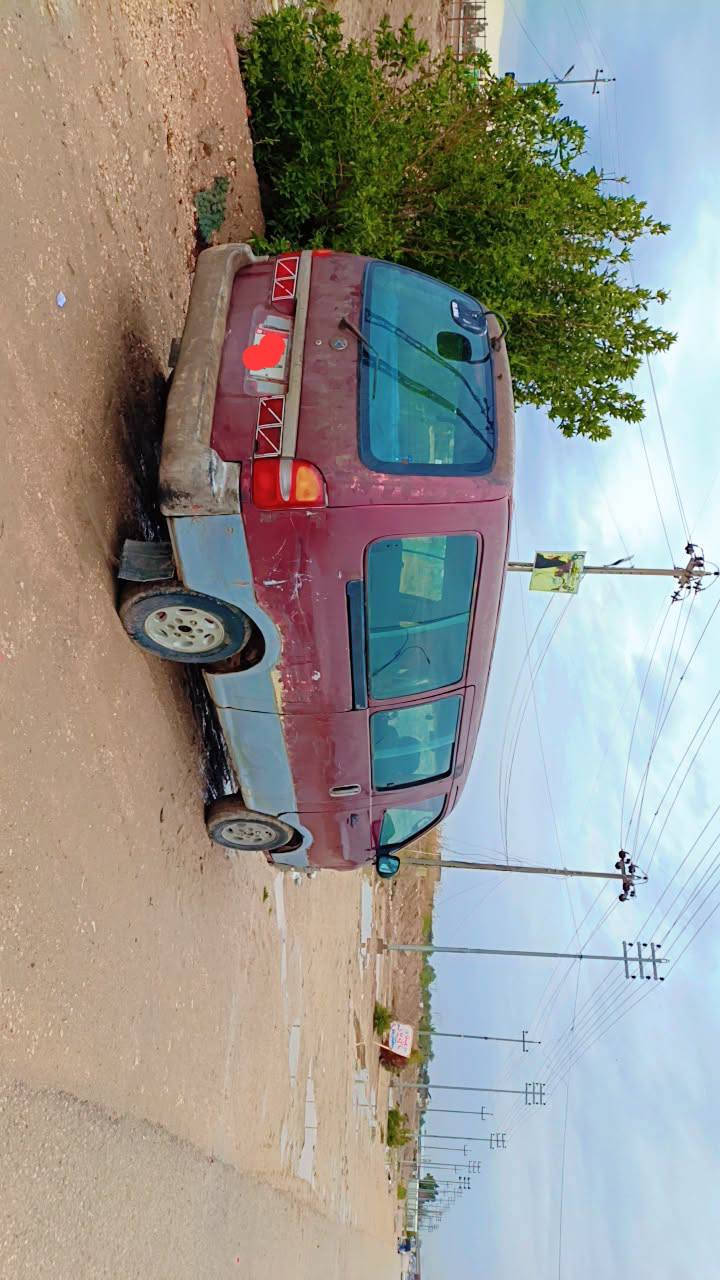 السلام عليكم  بريجو موديل 1996 للبيع
مصفره هيئه وغرامات رقم الانبار نكليزي مكينه كير اكسل خير من الله  السعر 45 العنوان كربلاء 
الرقم ***********
