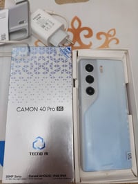 تكنو كامون 40 برو فايف جي  ذاكرته 256 عشوائي 24 بوبجي 90 فريم  نظيف جد...