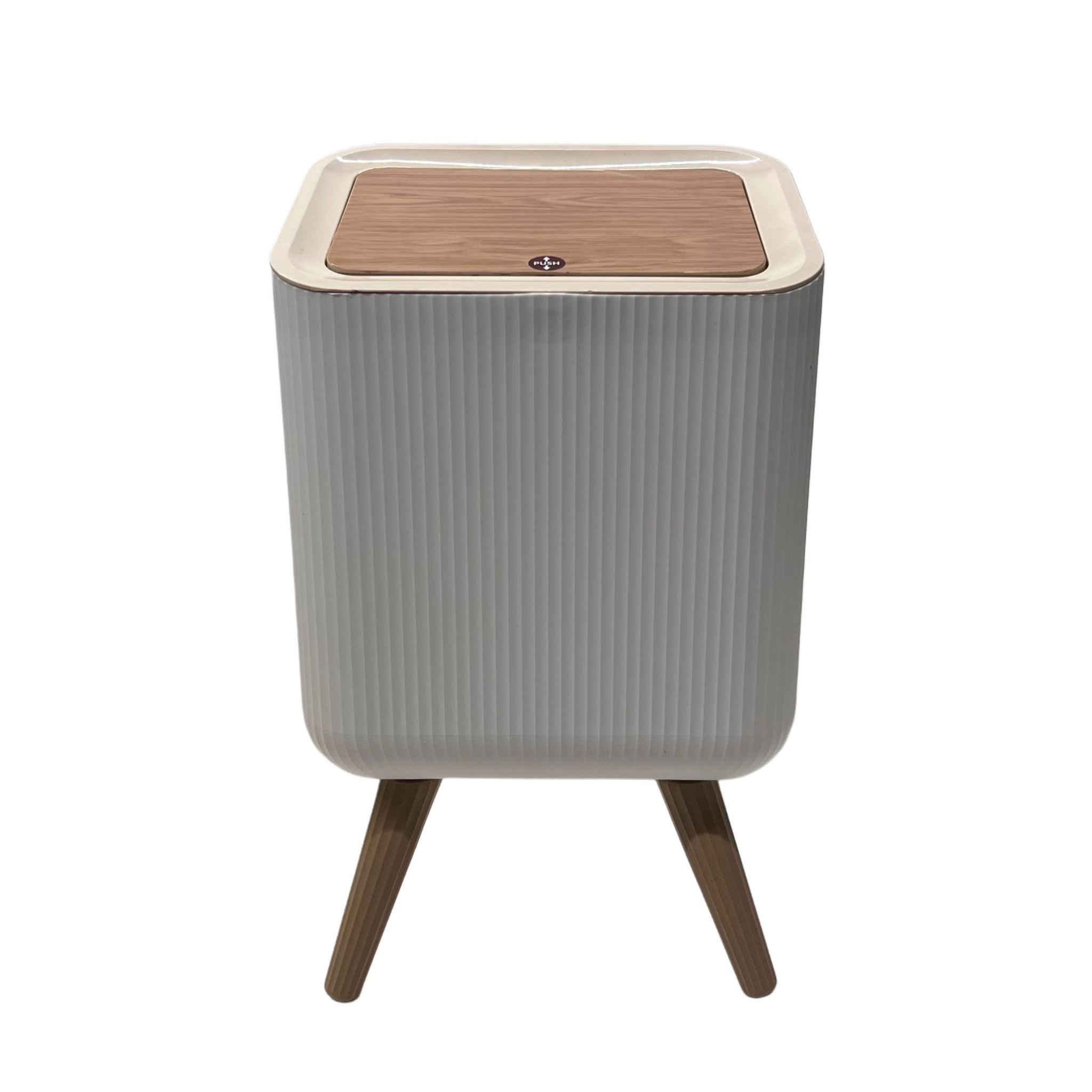 •    سعر(  20) الف فقط      •    توصيل مجاني 🛵 •    لطلب اتصل *********** واتساب 📞 
🌿 ترتيب أنيق بلمسة عصرية!

سلة تخزين بغطاء PUSH عملي ولمسة خشبية أنيقة 🤍
تصميم مرتفع على أرجل يضيف جمال ونظافة للمكان ✨
حجم مناسب للمساحات الصغيرة وسهلة الاستخدام 👌

خلي أغراضك مرتبة… وديكورك أرتب
