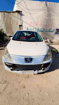 للبيع بيجو 307 موديل 2006 مصبوغه  حزام بدون حادث سنويه ساقطه رقم المان...