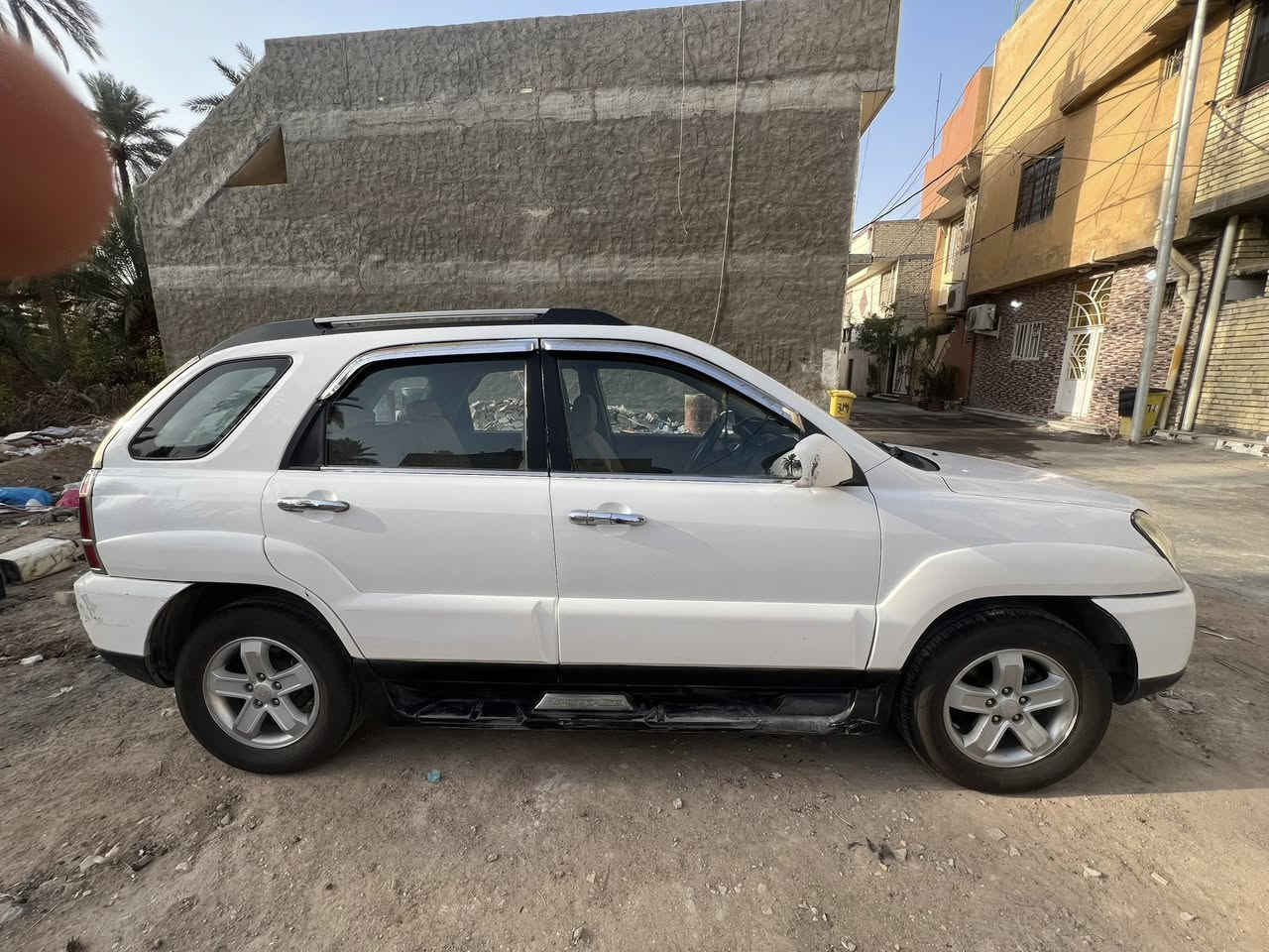 السلام عليكم
سبورتج 2009 خليجي  

فتحة اربعه دسك داخل بيجي

سيارة مكينة ٢٠٠٠ دوش مكينة كير تبريد صدر تخم تاير سيارة جاهزة  

رقم بغداد باسمنة 

مكانها كربلاء المقدسه 

السعر 115 وبيه مجال بسيط

رقم الهاتف  ***********واتساب

                ***********
