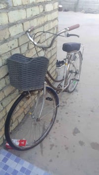 عندي بايسكل 40الف بي مجال  حجم 27 07877528549