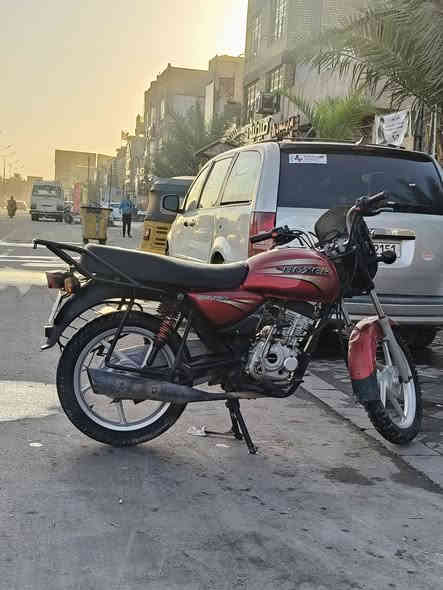 السلام عليكم 
دراجة بوكسر 2019  للبيع 
مرقم رقم انگليزي الجديد
دراجة نظيفة بأسمي مال جناي 
تحويل ثاني يوم 
مكاني مدينة الصدر شارع الفلاح قطاع 7 
سعر 1200، مليون وميتين وبيها مجال حگ الجية 
***********
