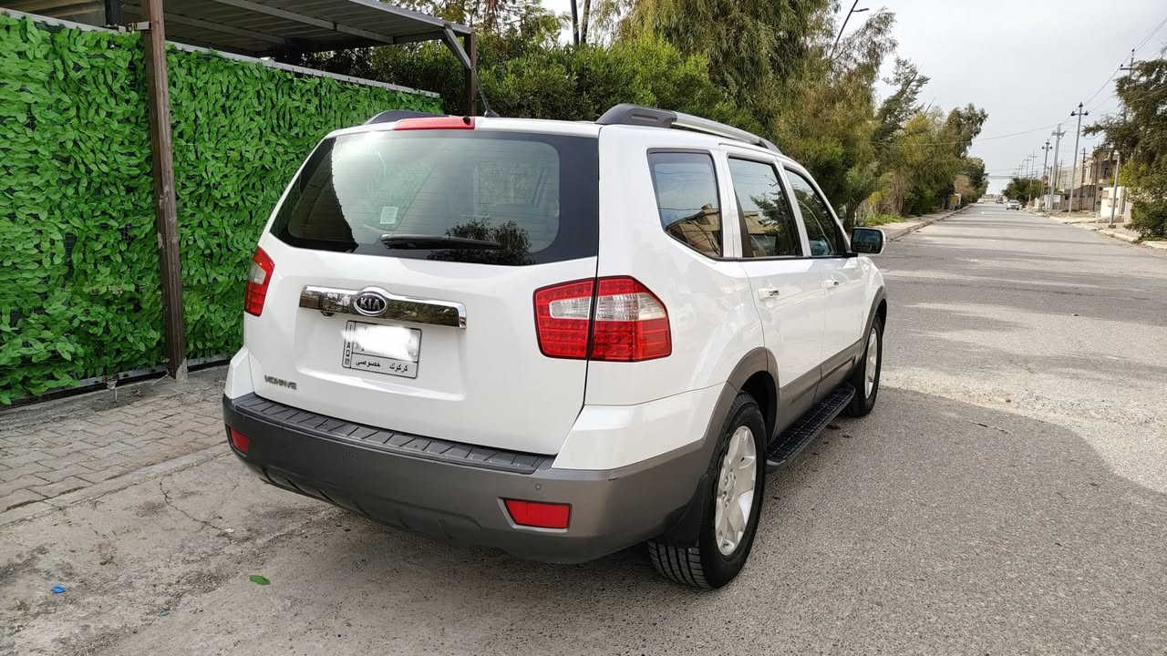 مواصفات الموهافي
كيا موهافي فول 1/1 خليجي موديل 2011  سبعة راكب
رقم كركوك سنوية بأسم البايع مجددة لغاية 2028 شرط تحويل
محرك 6 سلندر 3.8 دفع رباعي 4×4
بصمة عدد 2 اصليات شركة
اطارات جديدة وبطارية جديدة
المحرك والكير والأكسل والكهربائيات بلادية على الشركة
مقاعد السايق والراكب كهرباء
كشنات جلد مرايات جانبية قلاب على R مقعد السايق خزن ميموري
تبريد مركزي (ثلج) بلادي على الشركة تحكمات ستيرن
ويل المنيوم حجم 18 لايتات اوتو
ثلاجة وفتحة سقف سلايد
كامرة خلفية حساسات خلفية
مرأة وسطية عاتمة للضوء(اتودم)
سيارة نشطة جدآ ومرتبة ماشية 180 الف كم بيها بطاقة بانزين
بدون صبغ بدون دواخل عدا بارد قليل بالجامرلغ وباب الراكب
بشرط عقد مروري تحويل 
السعر 155 ورقة وبيها مجال


**إذا كنت صاحب هذا الإعلان وتريد حذفه لأي سبب، رجاءا أرسل رسالة إلى الدعم الفني**