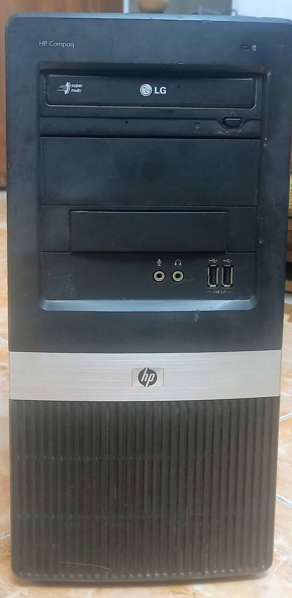 كيس فقط 
معالج كور i7 جيل رابع 
رام 16G
هارد m2 128g
هارد hdd 500g
هارد hdd 160g
باور 500w
كارت شاشه gt 210 
السعر 150 الف بغداد, العراق


**إذا كنت صاحب هذا الإعلان وتريد حذفه لأي سبب، رجاءا أرسل رسالة إلى الدعم الفني**