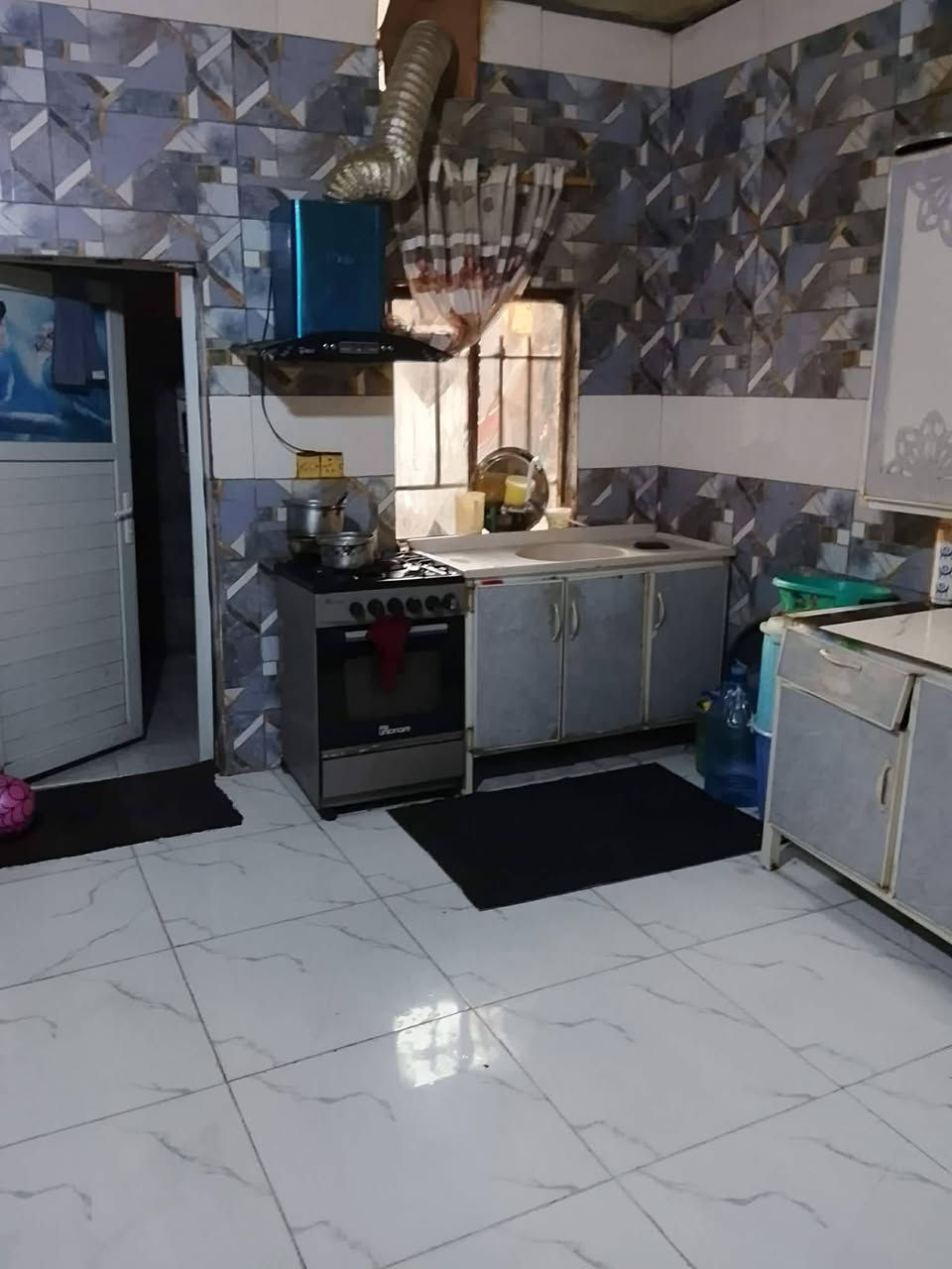 دار حواسم اللبيع بغداد الدوره مساحة 180 البيت بي غرفتين صاله مطبخ حمام ستقبال كراج يتسع السياره السعر 19 الستفسار ***********
