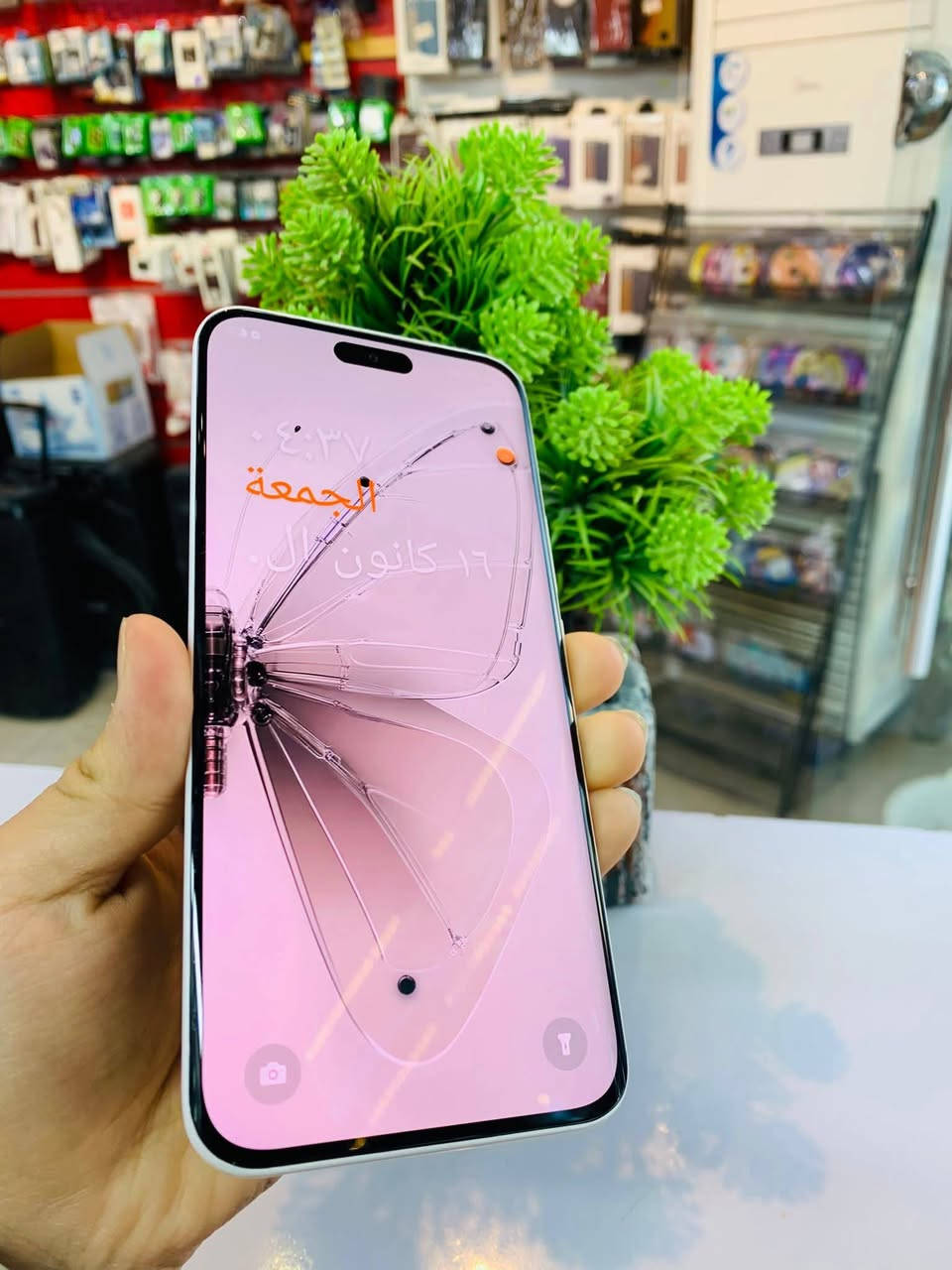 .
بوفا سلم انحف جهاز بلعالم 
جهاز راقي بمعنى الكلمه الجناي يعرف شنو من جهاز هذا
بي ذكاء اسطناعي منه وبي 
ذاكره 256
داخليه 8+8
بطاريه 100 
جهاز بلادي شخط مابي استخدام كلش قليل 
بيع او مراوس 
سعر 250 قفللل بدون عمله اخوان 
***********
