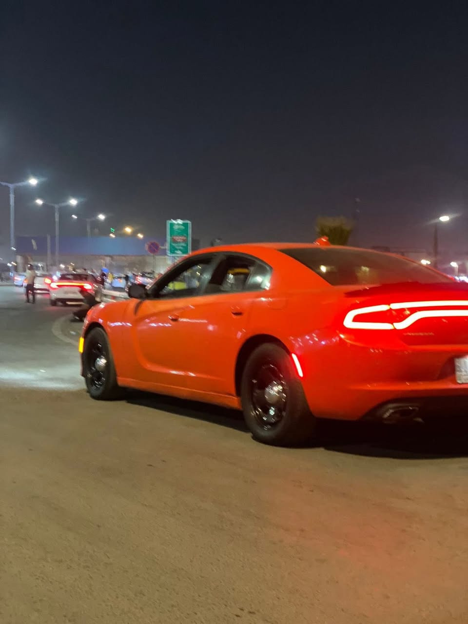 سلام عليكم جارجر موديل ١٨ اصل رقم بصرة باسمي الحادث الغد الأيمن السيارة جاردة يرادلهة صبغ مكاني بغداد مدينة الصدر السعر ١٥٠ وبيه مجال قليل كير ومكينة وأكسل كفالة 
السيارة مكفولة من الكص  و الجفية ***********
